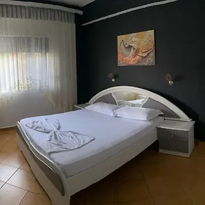 Apartment Kanina
